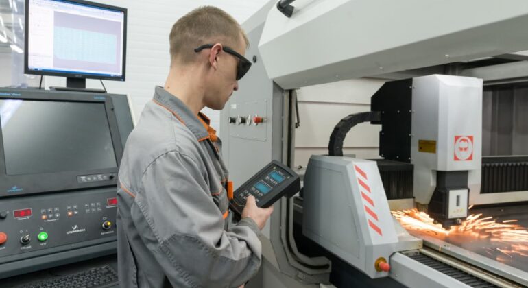 So wählen Sie den richtigen CNC-Fertigungsdienst in Deutschland