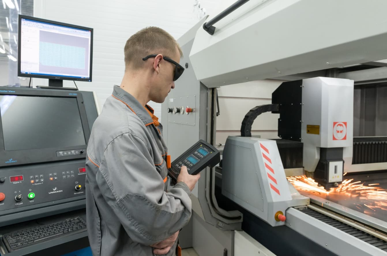 So wählen Sie den richtigen CNC-Fertigungsdienst in Deutschland